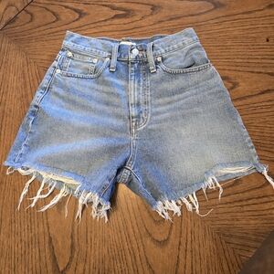 Women's Madewell Frayed The Momjean Jeans Shorts Size 26